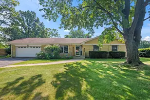 6231 Linden Ln, La Grange Highlands, IL 60525 - Photo 1