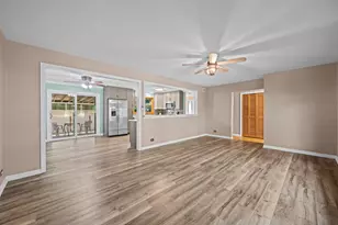 6231 Linden Ln, La Grange Highlands, IL 60525 - Photo 5