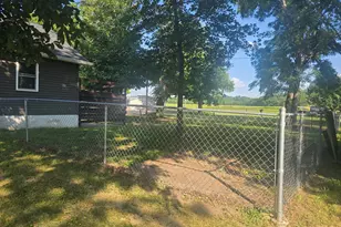 1090 Second St, Lomax, IL 61454 - Photo 31