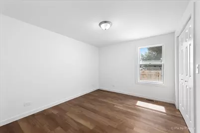 544 N Hainesville Road #1, Round Lake Park, IL 60073 - Photo 17