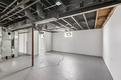 10145 S Bensley Avenue, Chicago, IL 60617 - Photo 15