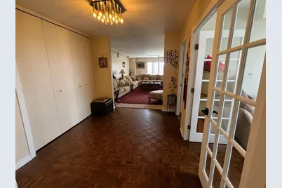 7061 N Kedzie Avenue #1102, Chicago, IL 60645 - Photo 7