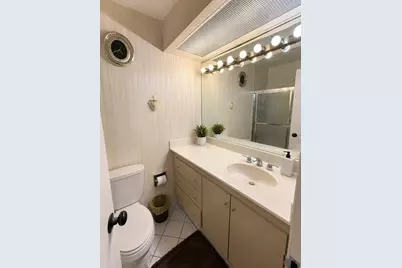 7061 N Kedzie Avenue #1102, Chicago, IL 60645 - Photo 13