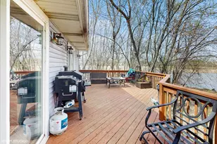 104 Channel Dr, Port Barrington, IL 60010 - Photo 41