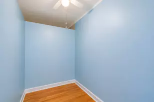 2328 N Lincoln Park West Ave, Chicago, IL 60614 - Photo 9