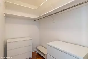 6007 N Sheridan Rd, Chicago, IL 60660 - Photo 9