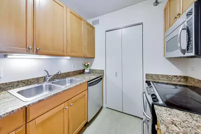 400 N Lasalle Street #1306, Chicago, IL 60654 - Photo 17