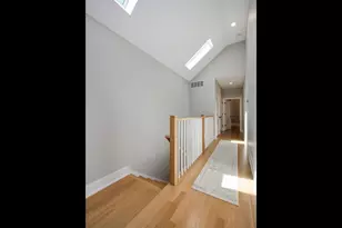 2251 W Berwyn Ave, Chicago, IL 60625 - Photo 13