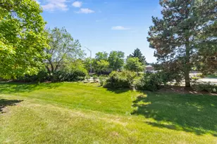 3089 Kentshire Cir, Naperville, IL 60564 - Photo 15