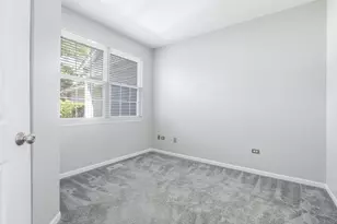 3089 Kentshire Cir, Naperville, IL 60564 - Photo 13