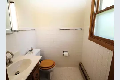 2107 Ohio Parkway, Rockford, IL 61108 - Photo 17