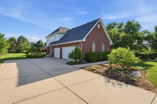 10947 Nebraska St, Frankfort, IL 60423 - Photo 3