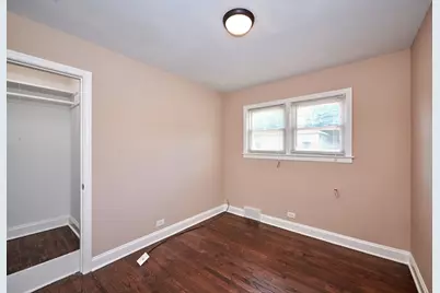 7810 E Prairie Road, Skokie, IL 60076 - Photo 9
