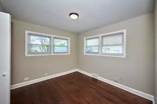 7810 E Prairie Rd, Skokie, IL 60076 - Photo 7