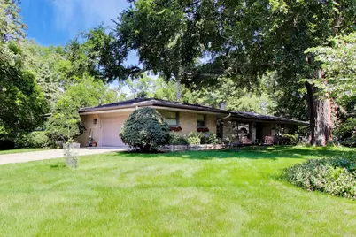 6370 Pontiac Drive, Indian Head Park, IL 60525 - Photo 3