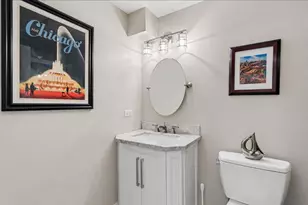 21 Stonehenge Ct, Burr Ridge, IL 60527 - Photo 23