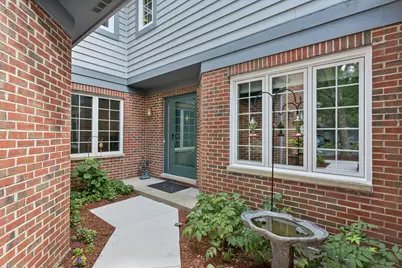 21 Stonehenge Court, Burr Ridge, IL 60527 - Photo 5