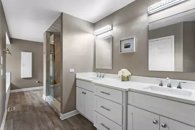 21 Stonehenge Court, Burr Ridge, IL 60527 - Photo 21