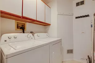 1262 N Wellington Ct, Buffalo Grove, IL 60089 - Photo 21