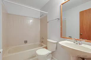 1262 N Wellington Ct, Buffalo Grove, IL 60089 - Photo 23