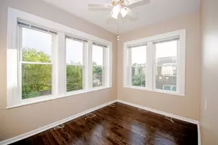 2433 W Fargo Ave, Chicago, IL 60645 - Photo 13