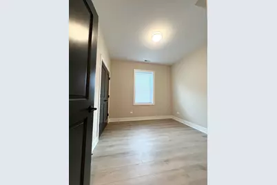 4934 S Champlain Avenue #2, Chicago, IL 60615 - Photo 5