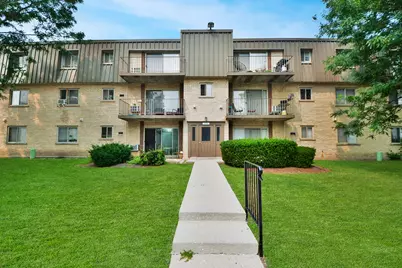 575 Fairway View Drive #3H, Wheeling, IL 60090 - Photo 1