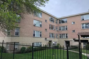 6130 N Seeley Ave, Chicago, IL 60659 - Photo 1