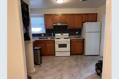 9725 S Van Vlissingen Road, Chicago, IL 60617 - Photo 3