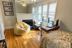 639 W Roscoe St, Chicago, IL 60657 - Photo 3
