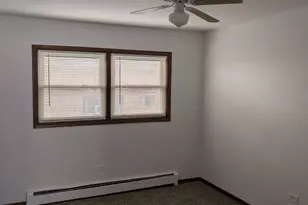 2411 N 77th Ct, Elmwood Park, IL 60707 - Photo 11