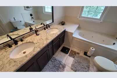 3885 Thornberry Way, Lake in the Hills, IL 60156 - Photo 67