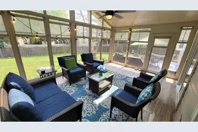 3885 Thornberry Way, Lake in the Hills, IL 60156 - Photo 31