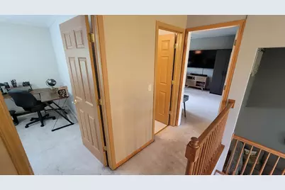 3885 Thornberry Way, Lake in the Hills, IL 60156 - Photo 45