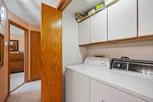 8560 W Foster Ave, Norridge, IL 60706 - Photo 19