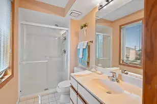 8560 W Foster Ave, Norridge, IL 60706 - Photo 17
