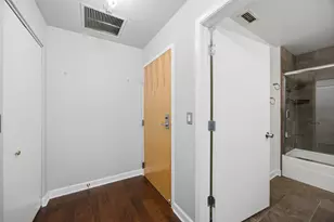 845 N Kingsbury St, Chicago, IL 60610 - Photo 3
