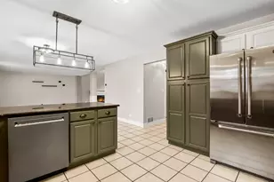625 Coneflower Ct, Romeoville, IL 60446 - Photo 9