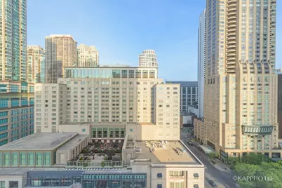 777 N Michigan Avenue #2406, Chicago, IL 60611 - Photo 35
