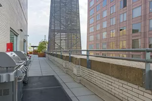 777 N Michigan Ave, Chicago, IL 60611 - Photo 33