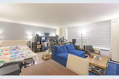 777 N Michigan Avenue #2406, Chicago, IL 60611 - Photo 11