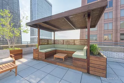 777 N Michigan Avenue #2406, Chicago, IL 60611 - Photo 27