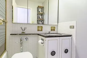 777 N Michigan Ave, Chicago, IL 60611 - Photo 19