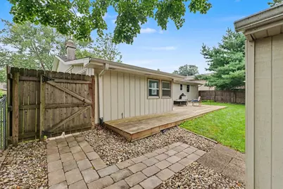 2312 Blackthorn Drive, Champaign, IL 61821 - Photo 31