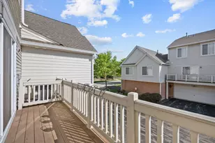 442 Churchill Dr, Elgin, IL 60124 - Photo 25