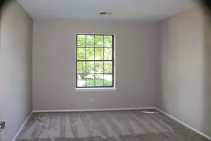 317 Woodbury Ct, Schaumburg, IL 60193 - Photo 15