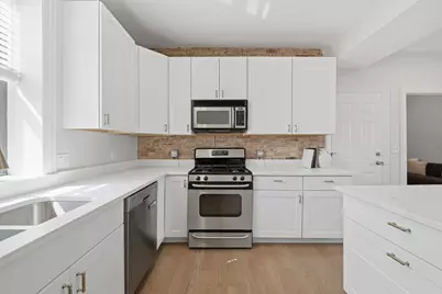 2312 W McLean Avenue #2S, Chicago, IL 60647 - Photo 3