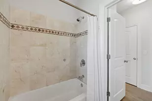 2312 W McLean Ave, Chicago, IL 60647 - Photo 19