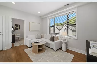 2312 W McLean Avenue #2S, Chicago, IL 60647 - Photo 9