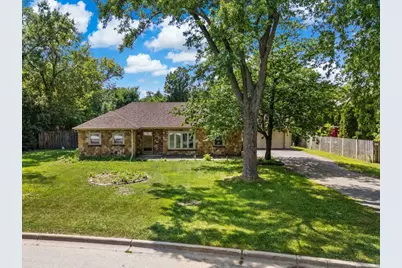 5706 Leitch Avenue, Countryside, IL 60525 - Photo 7